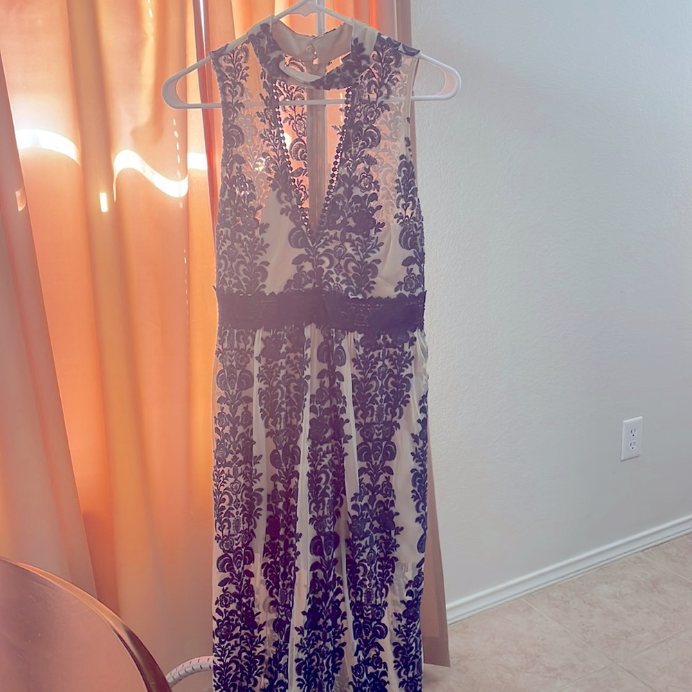 Blue/beige sleeveless dress. Size s.